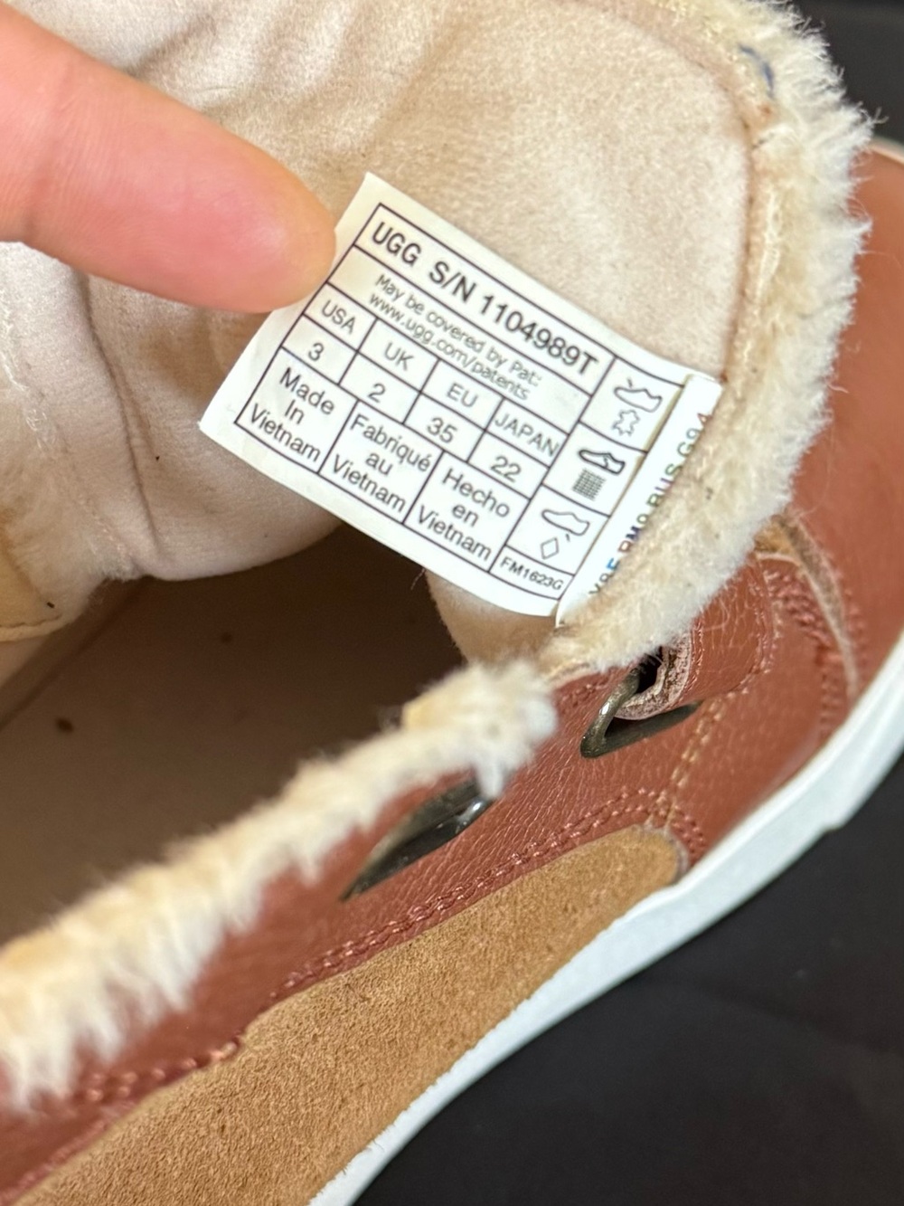 UGG Kids Rennon II Brown Leather High Top Sneaker Boots Size 3 - Picture 11 of 11